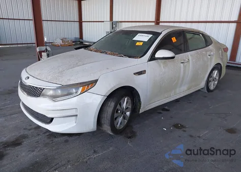 2016 Kia Optima Ex z USA, uszkodzony, nr VIN 5XXGU4L35GG075415